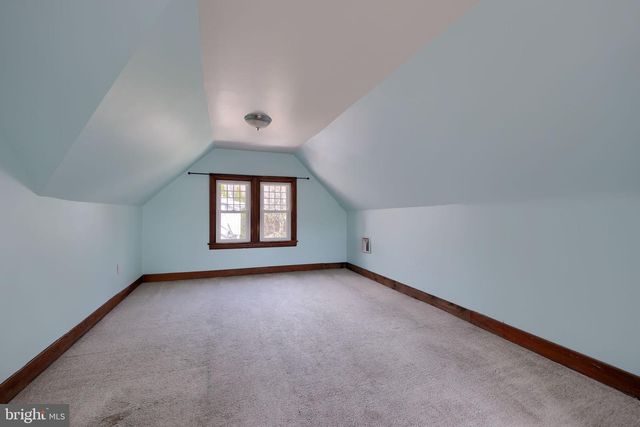 17 CHURCH ST, Glen Rock, PA 17327