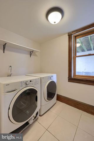 17 CHURCH ST, Glen Rock, PA 17327