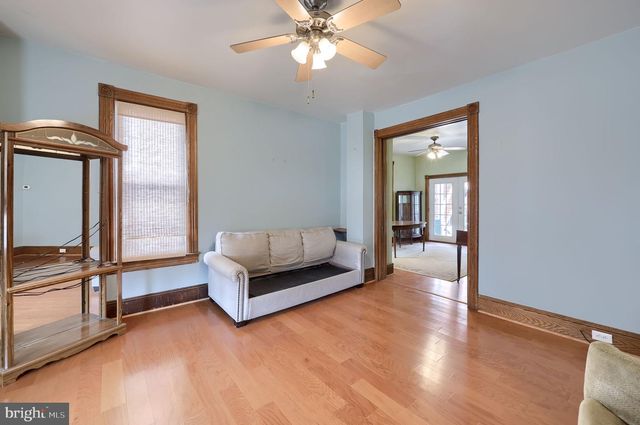 17 CHURCH ST, Glen Rock, PA 17327