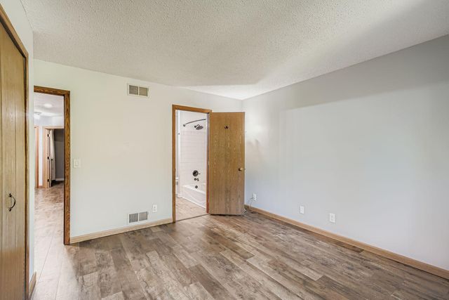 114 South Drive D, Circle Pines, MN 55014