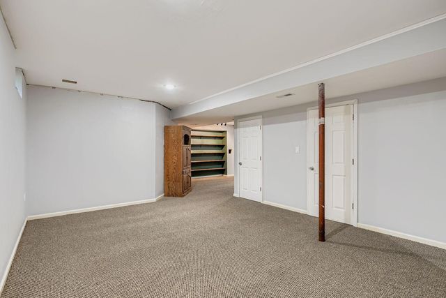 114 South Drive D, Circle Pines, MN 55014