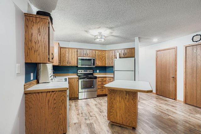 114 South Drive D, Circle Pines, MN 55014