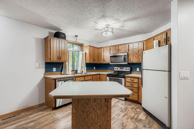 114 South Drive D, Circle Pines, MN 55014