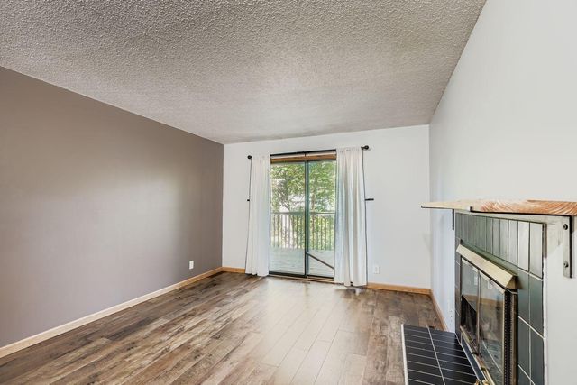 114 South Drive D, Circle Pines, MN 55014