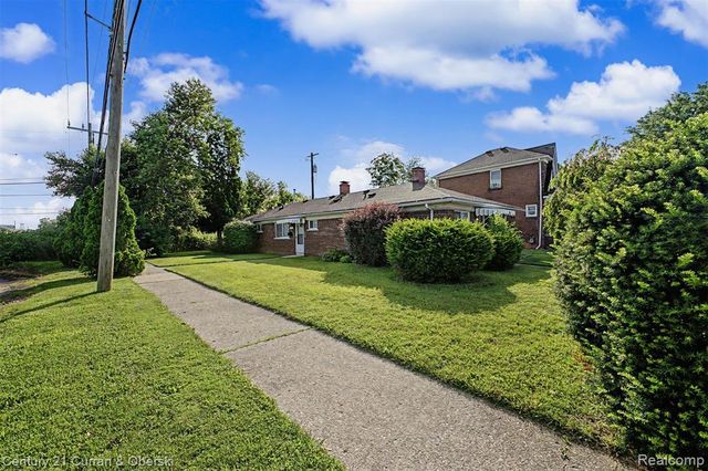 1432 Charter Street, Lincoln Park, MI 48146