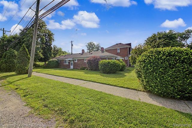 1432 Charter Street, Lincoln Park, MI 48146