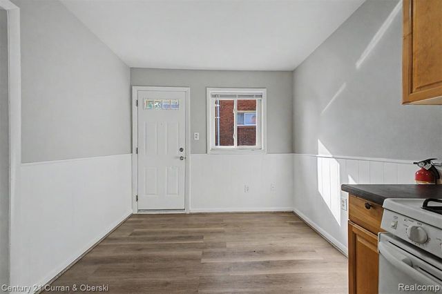 1432 Charter Street, Lincoln Park, MI 48146