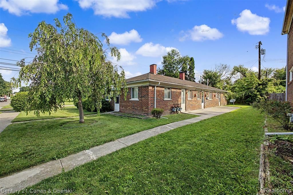 1432 Charter Street, Lincoln Park, MI 48146