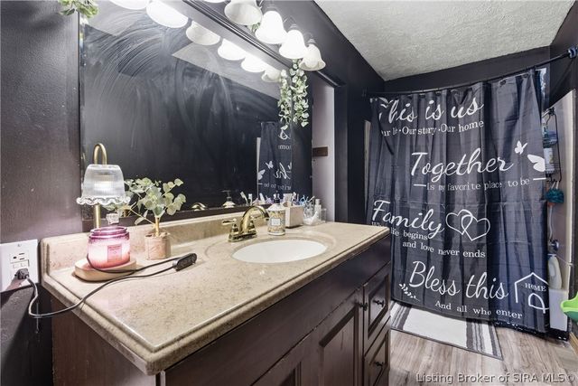 223 Perrin Lane, Jeffersonville, IN 47130