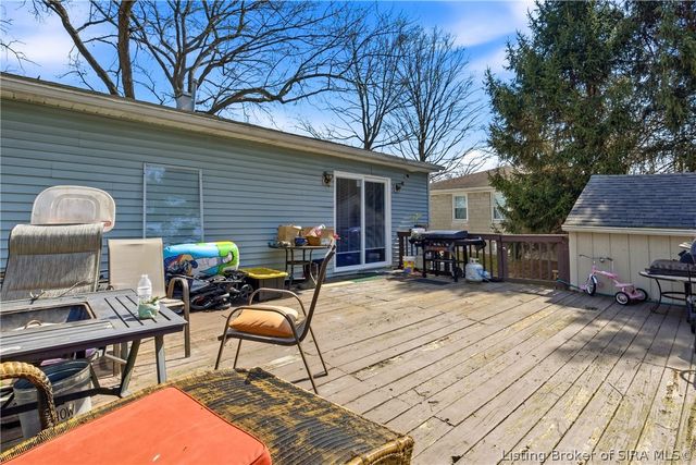 223 Perrin Lane, Jeffersonville, IN 47130