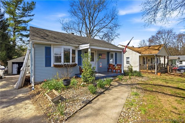 223 Perrin Lane, Jeffersonville, IN 47130