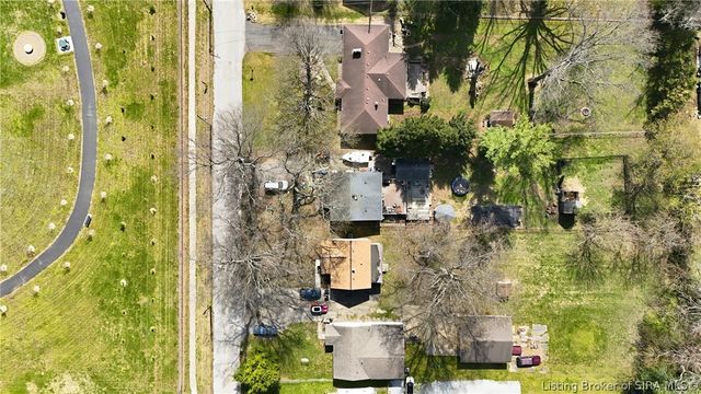 223 Perrin Lane, Jeffersonville, IN 47130