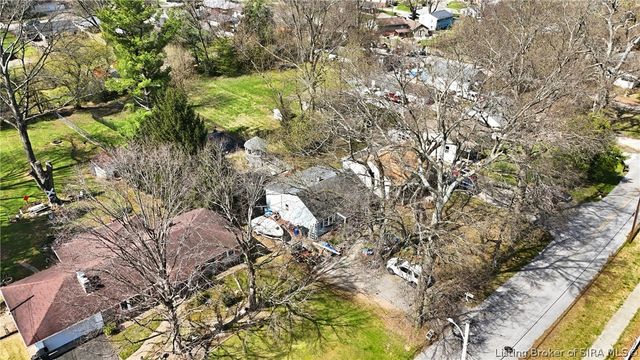 223 Perrin Lane, Jeffersonville, IN 47130