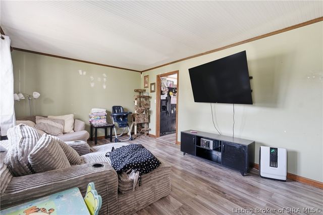 223 Perrin Lane, Jeffersonville, IN 47130