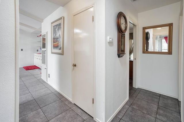 112 Mahalua LN, Bastrop, TX 78602