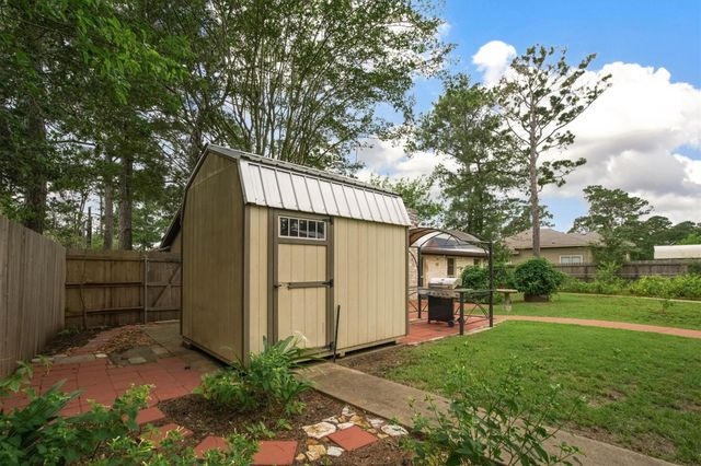 112 Mahalua LN, Bastrop, TX 78602