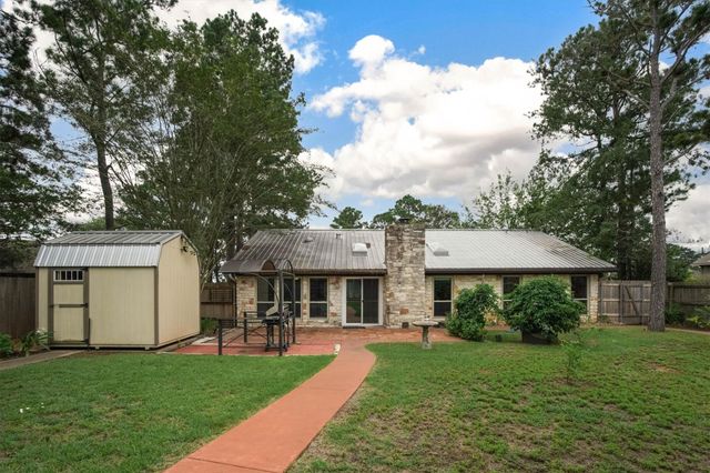 112 Mahalua LN, Bastrop, TX 78602
