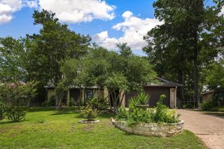 112 Mahalua LN, Bastrop, TX 78602