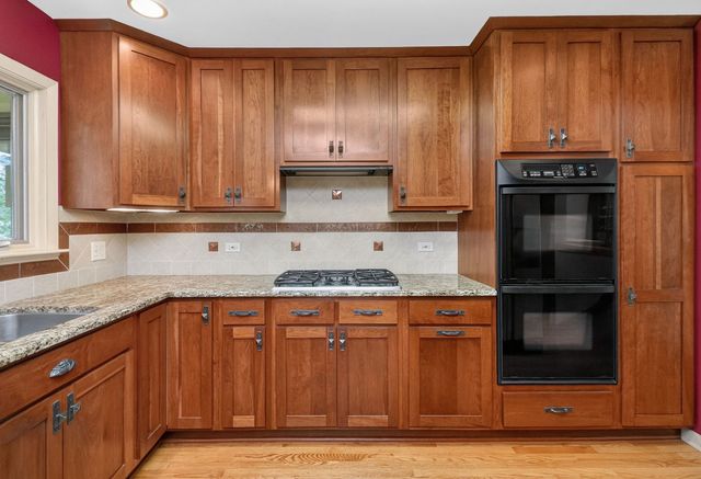 3700 Douglas Road, Downers Grove, IL 60515