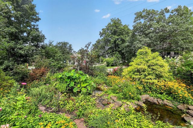 3700 Douglas Road, Downers Grove, IL 60515