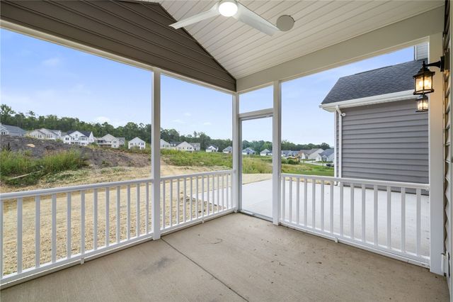 454 Independence, Cecil, PA 15317