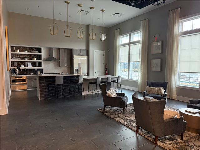 454 Independence, Cecil, PA 15317