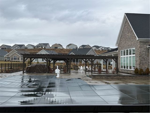 454 Independence, Cecil, PA 15317