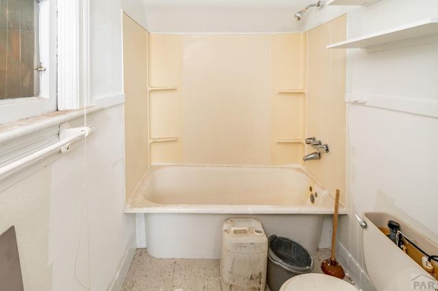 413 W 13th St, Pueblo, CO 81003