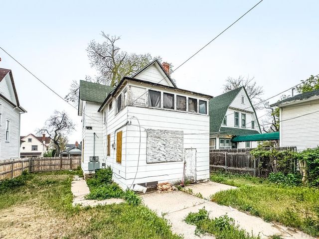 413 W 13th St, Pueblo, CO 81003