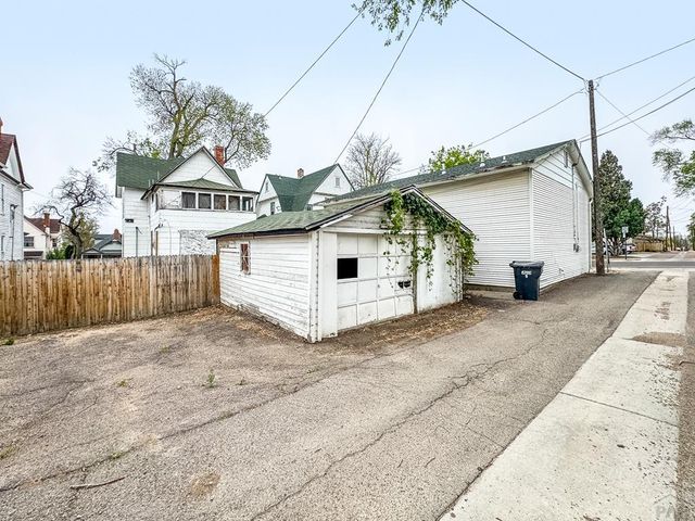 413 W 13th St, Pueblo, CO 81003