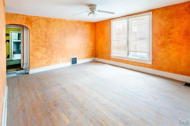 413 W 13th St, Pueblo, CO 81003