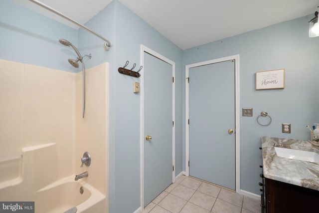 15 LOTUS AVE, Woodstown, NJ 08098