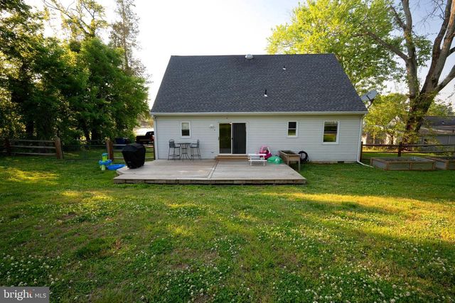 15 LOTUS AVE, Woodstown, NJ 08098