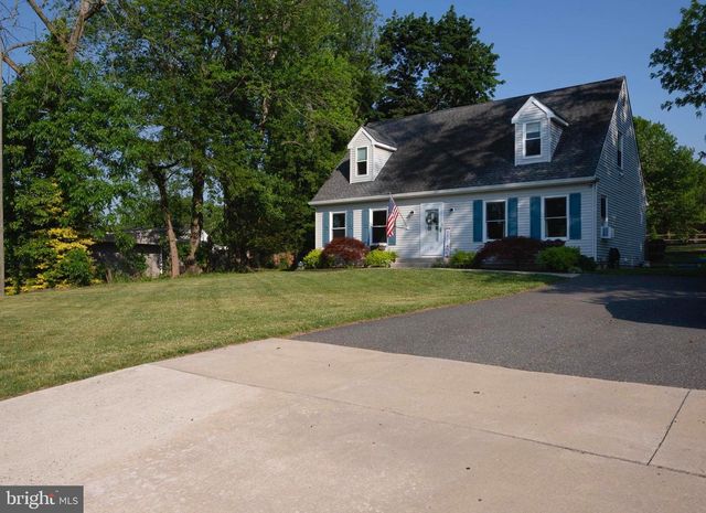15 LOTUS AVE, Woodstown, NJ 08098