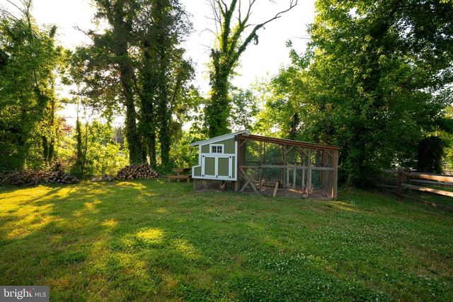 15 LOTUS AVE, Woodstown, NJ 08098