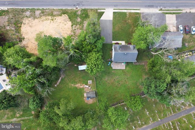 15 LOTUS AVE, Woodstown, NJ 08098
