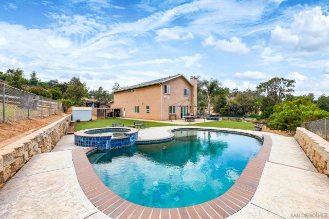 11968 Demi Lee Ln, Lakeside, CA 92040