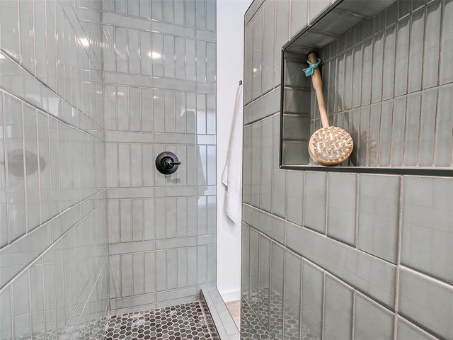 11804 Somerville Drive, Yukon, OK 73099