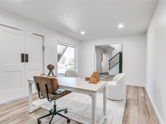 11804 Somerville Drive, Yukon, OK 73099