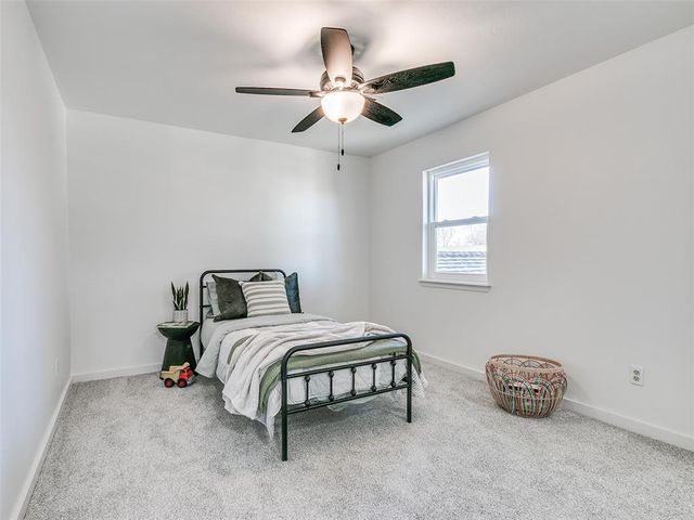 11804 Somerville Drive, Yukon, OK 73099