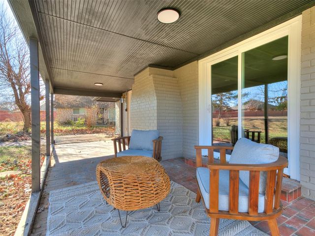 11804 Somerville Drive, Yukon, OK 73099