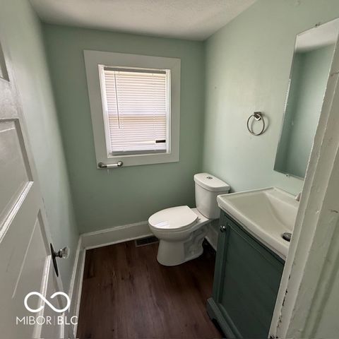 528 Gilbert Avenue, Terre Haute, IN 47807