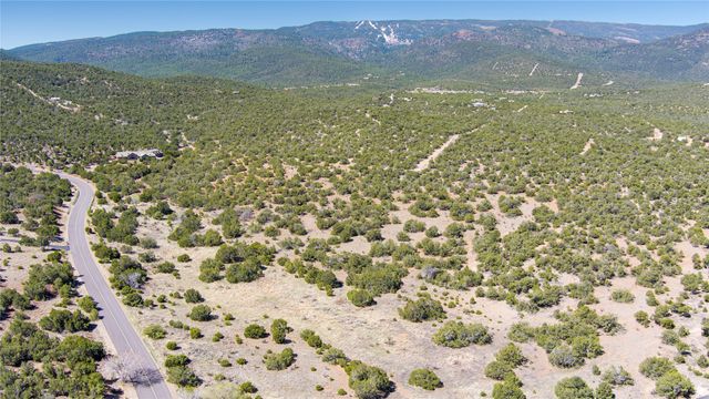 23 Canon Escondido, Sandia Park, NM 87047