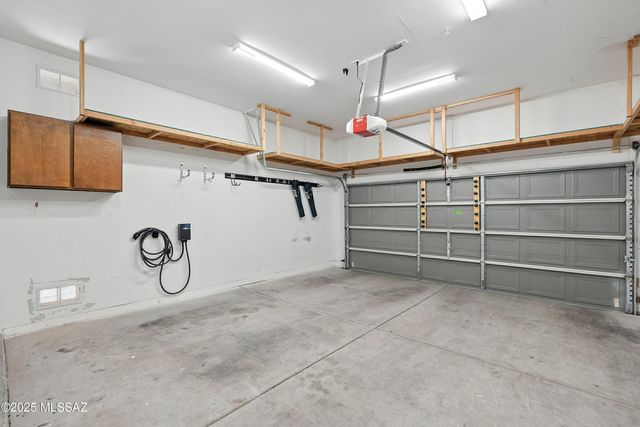 2511 N Avenida Tabica, Green Valley, AZ 85614