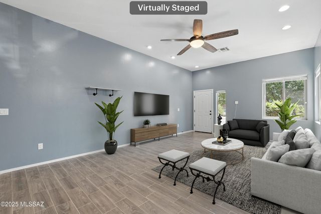 2511 N Avenida Tabica, Green Valley, AZ 85614