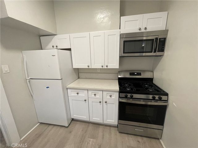 1425 W 18th St. 4, Los Angeles, CA 90006