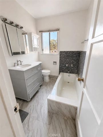 4109 Warner Boulevard C, Burbank, CA 91505