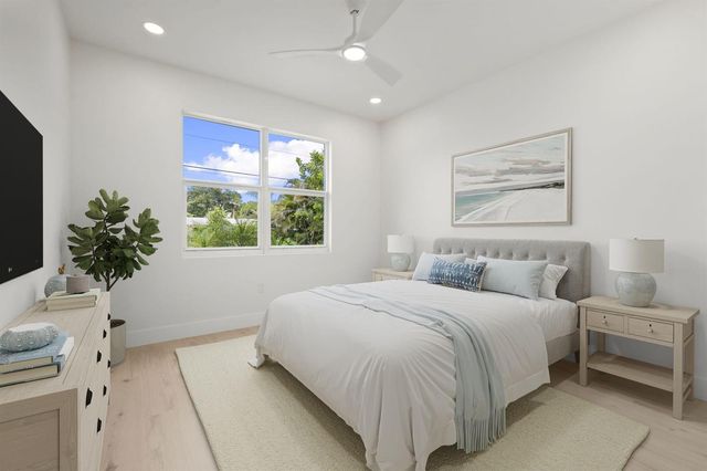 516 SE Alamanda Way, Stuart, FL 34996