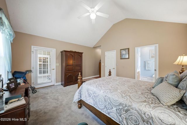 7017 Brittany Lakes Drive, Wilmington, NC 28411
