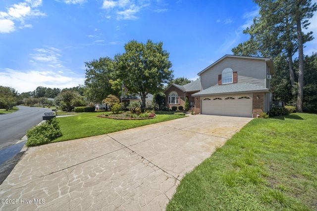 7017 Brittany Lakes Drive, Wilmington, NC 28411